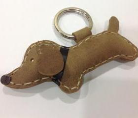 Tigger the dachshund Leather Keychain ( Brown / Black collar )