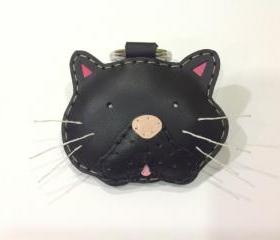Lena the Persian Cat Leather Keychain ( Black )